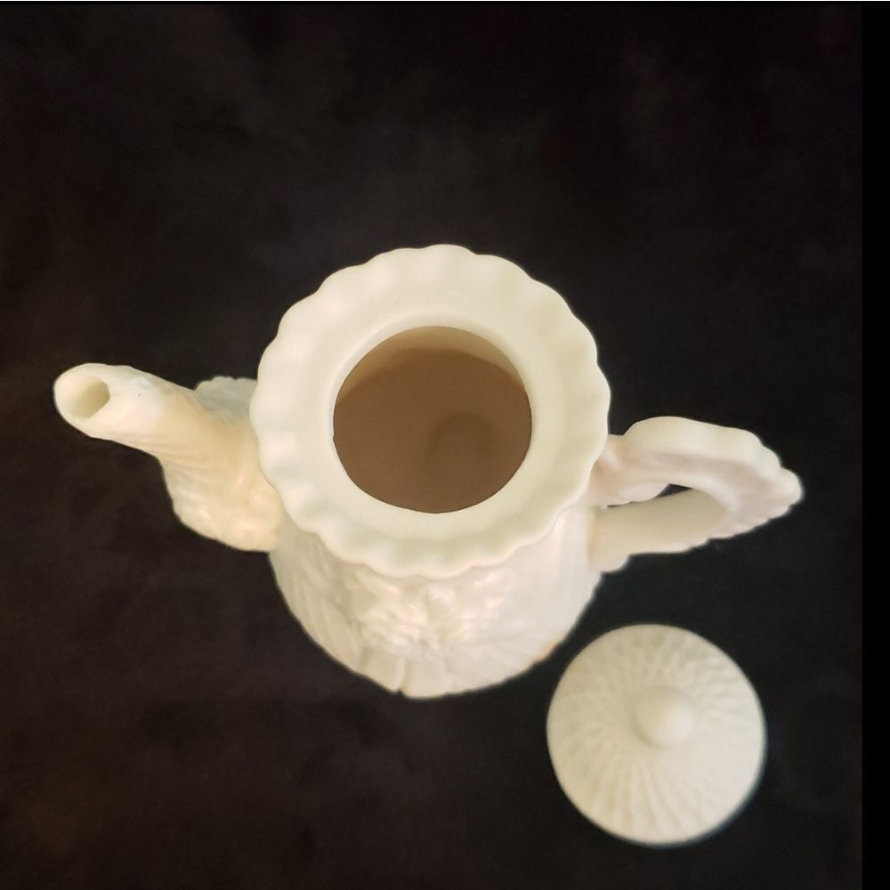 Vintage 10 Pc Miniature Jade (Ceramic) Floral Tea Set - Picture 11 of 12